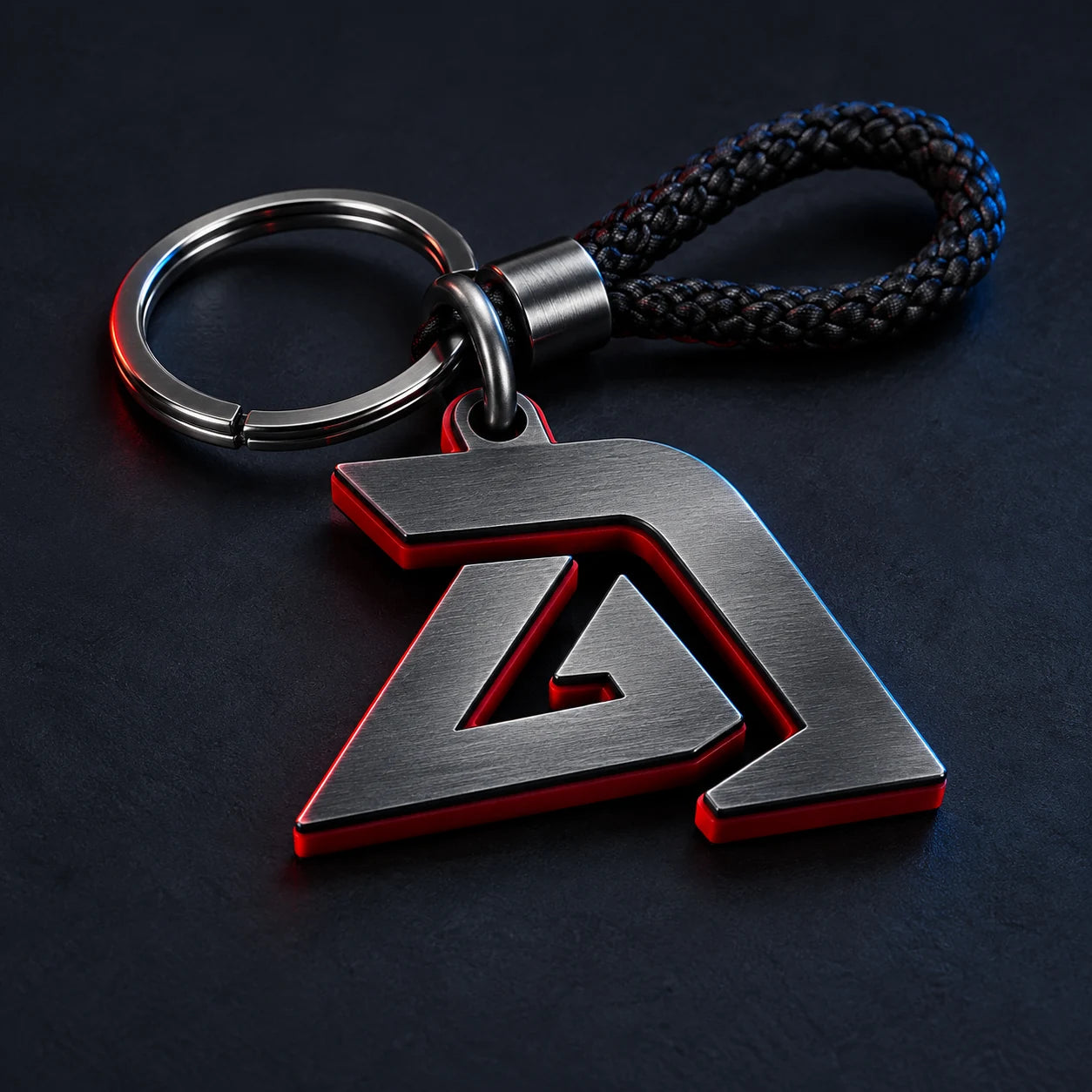Darukai monogram keyring with a red edge